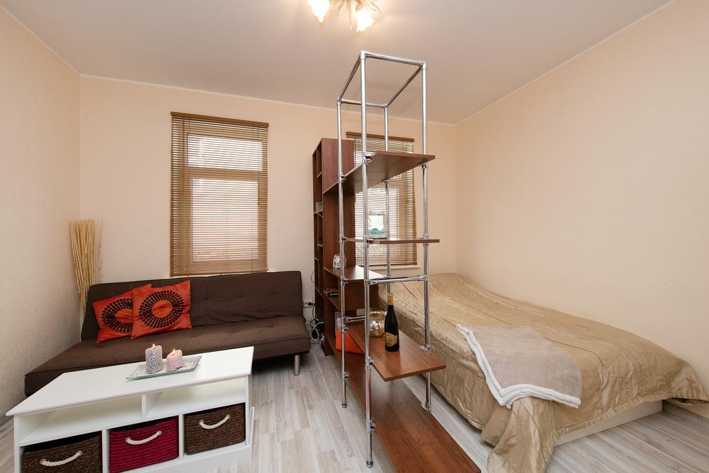 Apartament Small In Sikupilli *